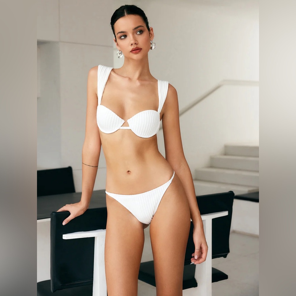 Pearl shell bikini set